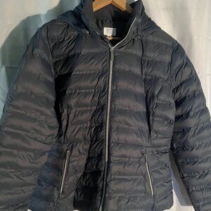 Time and Tru Women's Light Puffer Zip up Jacket